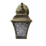 فانوس جداري