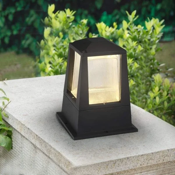 Ground lantern light square