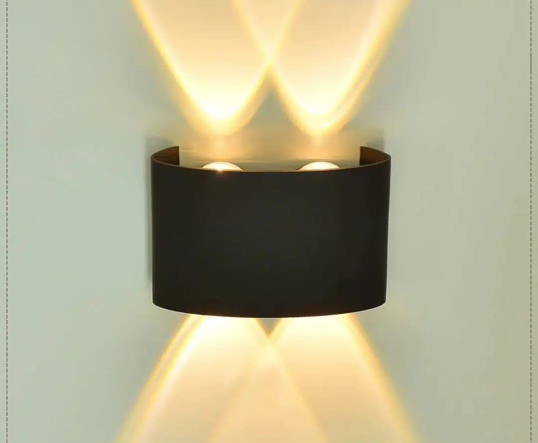 483106028_1037761385040634_8392242167881763288_n LED Wall Applique External - Image 1