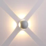 Four-way outdoor LED wall luminaire