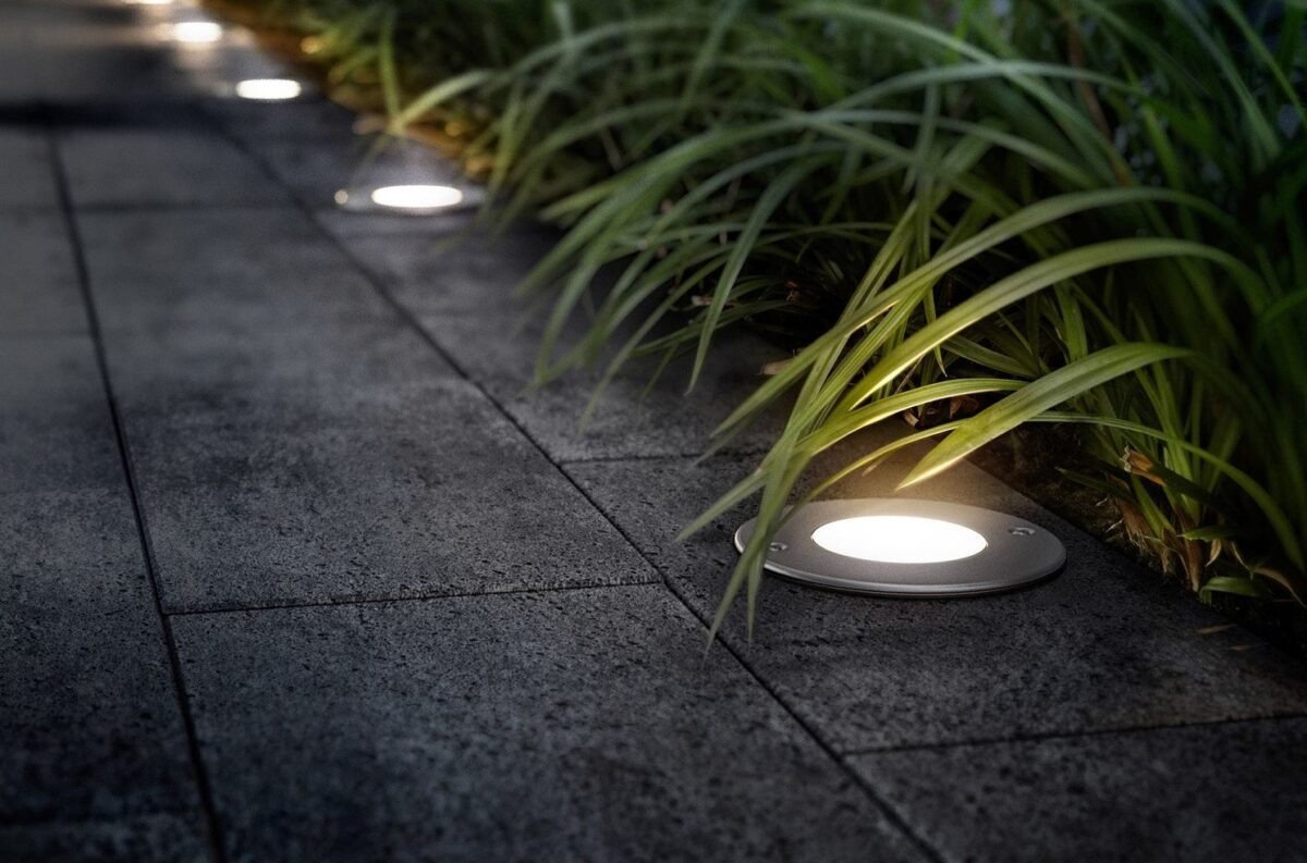 Up Light 7 Watt COB - Image 1