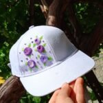 قبعة شبابية