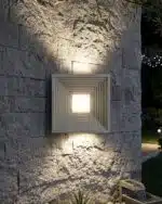 ابليك مودرن مربع